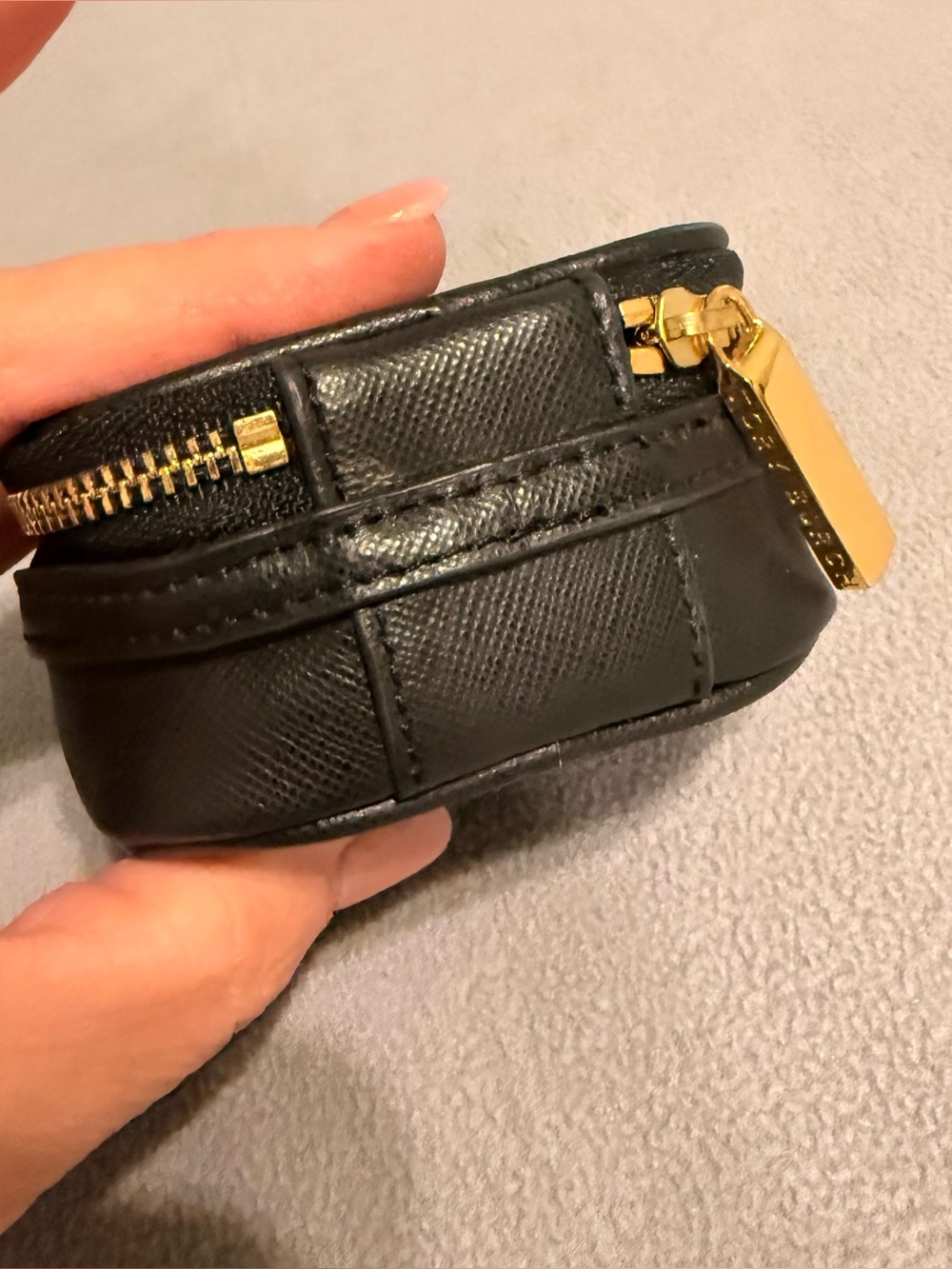 Tory Burch Black Logo Zipper Jewelry Box - Picture 8 of 12